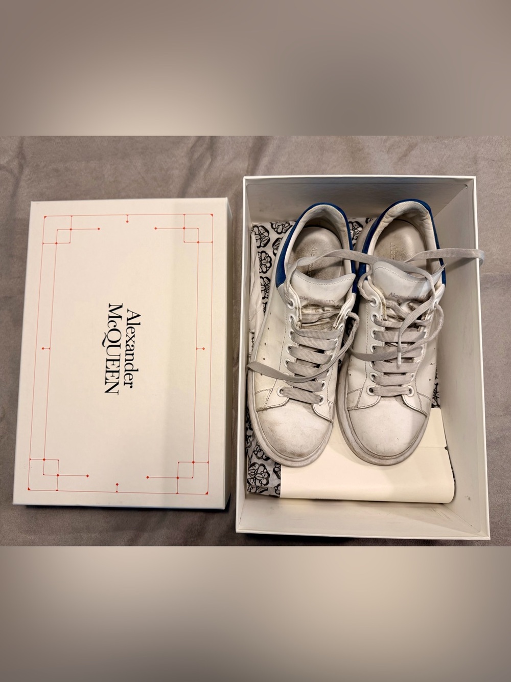 Alexander McQueen Oversized Sneakers White Blue Heel Men’s EU 42 / US 9